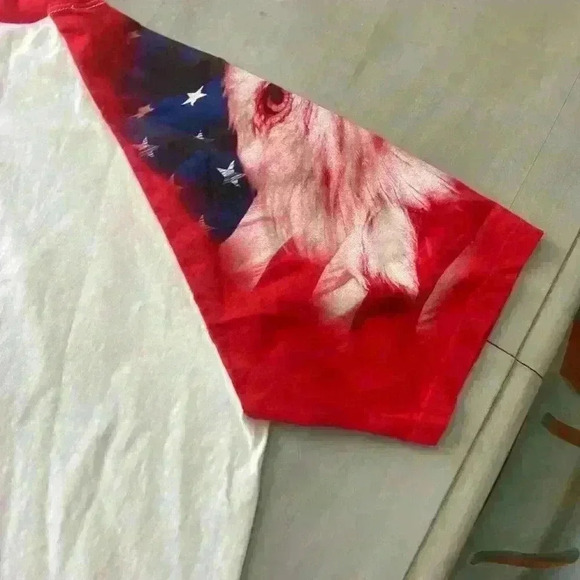 Free Spirit Eagle Patriotic American Flag Tee Size Large Made in USA Fireworks - Picture 7 of 9